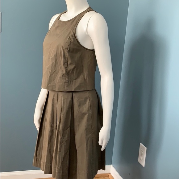 Banana Republic Brown Box Pleat Split Back Dress 6 - Picture 1 of 5